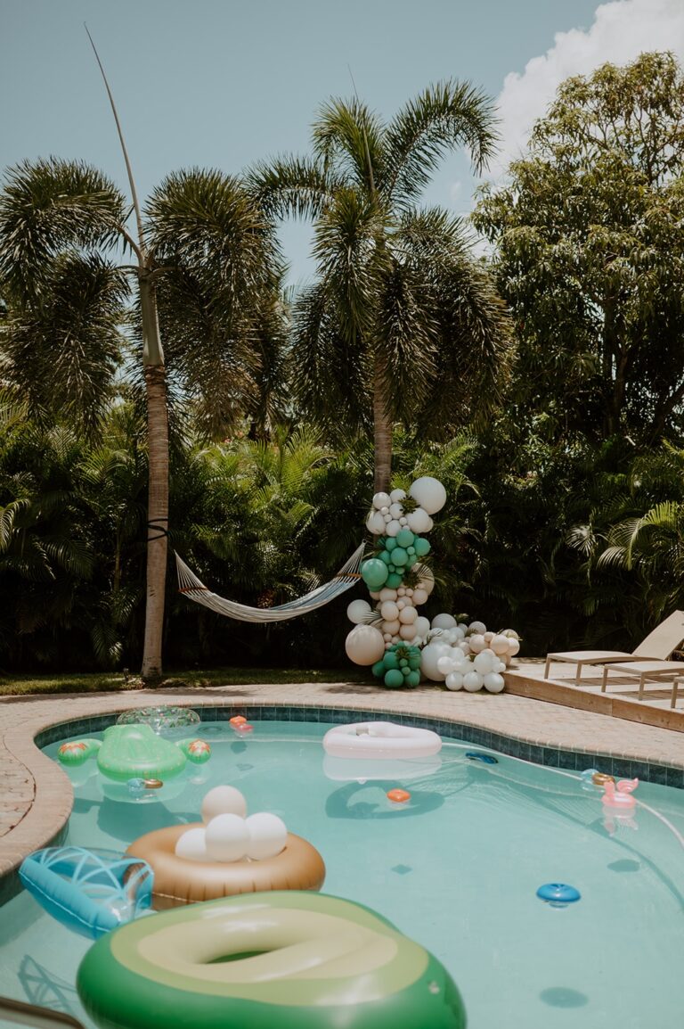 Your Guide To The Best Bachelorette Party Decorations 10 Lindsay | Babes Engaged