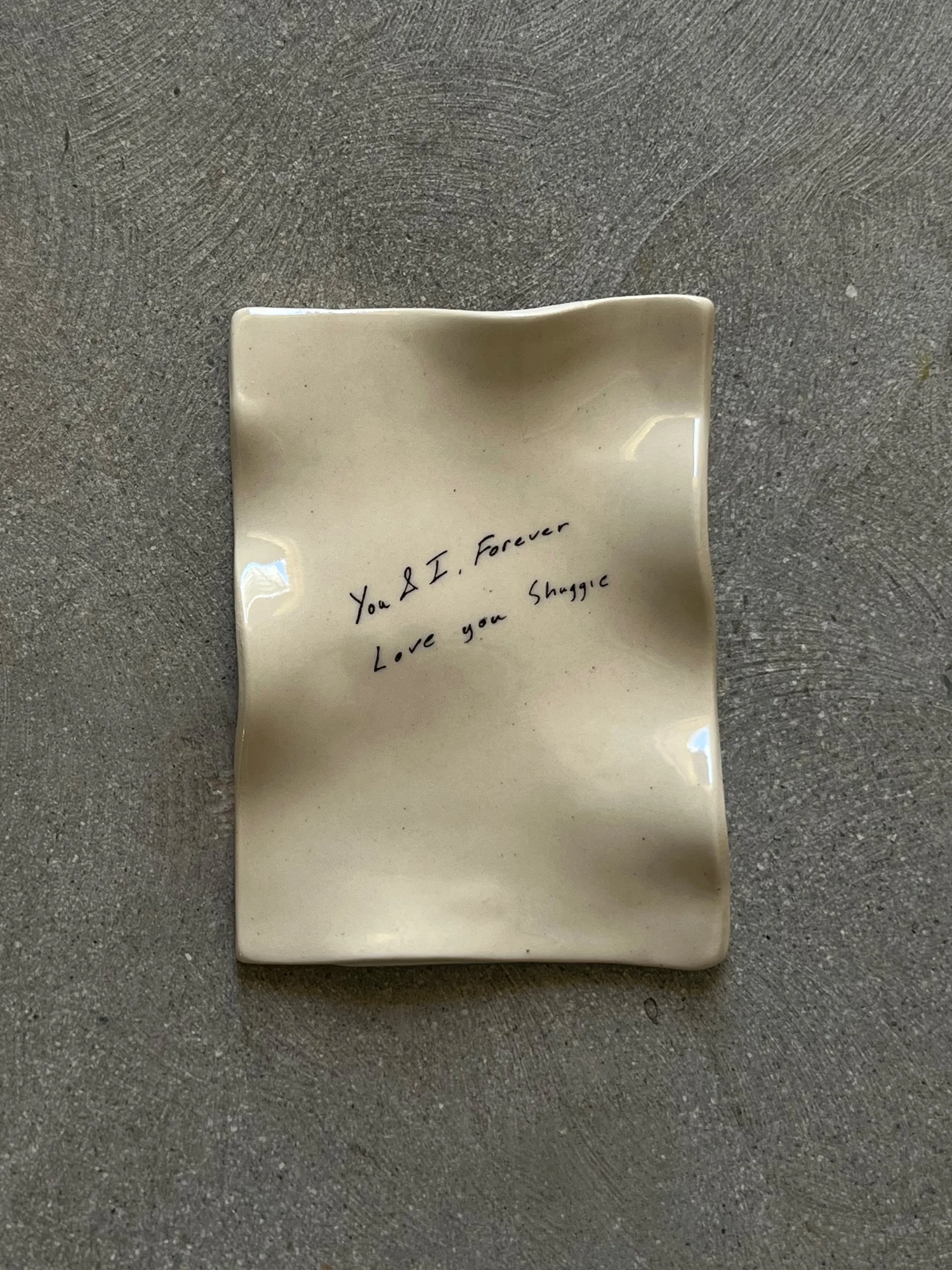 What To Give As An Engagement Gift: 13 Ideas That Will Make You Stand Out 1 Cosa Custom Eternal Note Dish